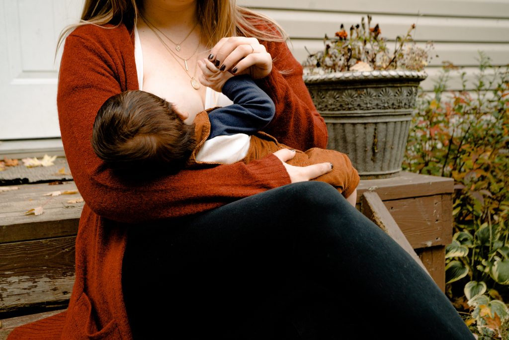 breastfeeding tips and benefits
